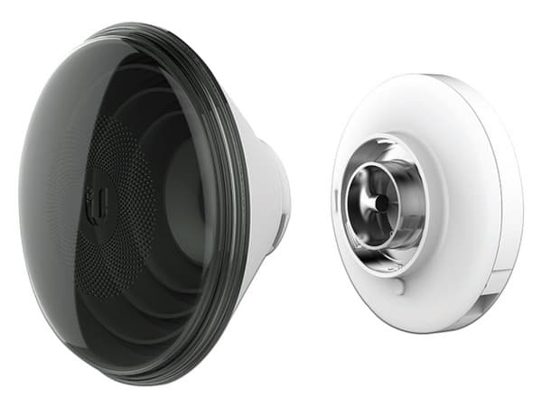 Access point Ubiquiti Networks IsoStation AC, 14 dBi de ganancia, frecuencia 5 GHz.