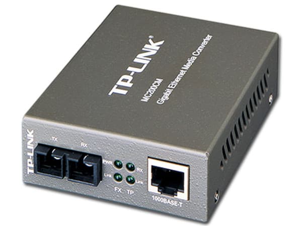 Convertidor de Medios Tp-Link Gigabit MC200CM 1000 Mbps a Fibra hasta 500 m.