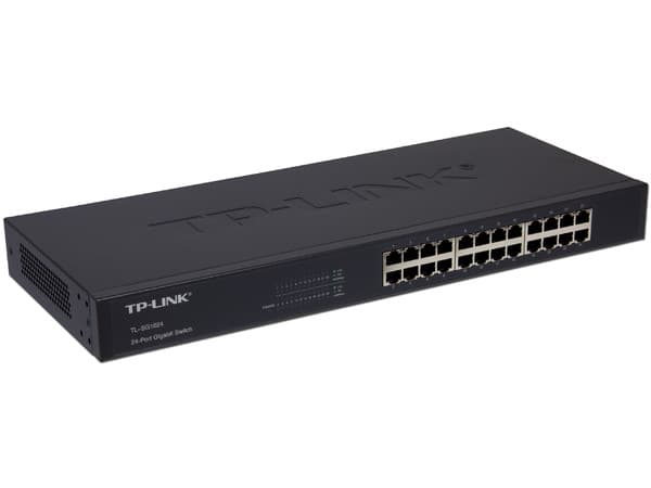 Switch TP-LINK de 24 puertos 10/100/1000Mbps, para montaje en rack.