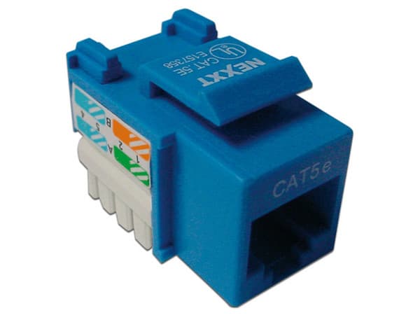 Conector jack Nexxt RJ-45 Cat5e UTP. Color Azul.