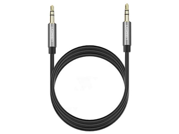 Cable de Audio Ugreen de 3.5mm a 3.5mm (M-M), 5m. Color Negro.