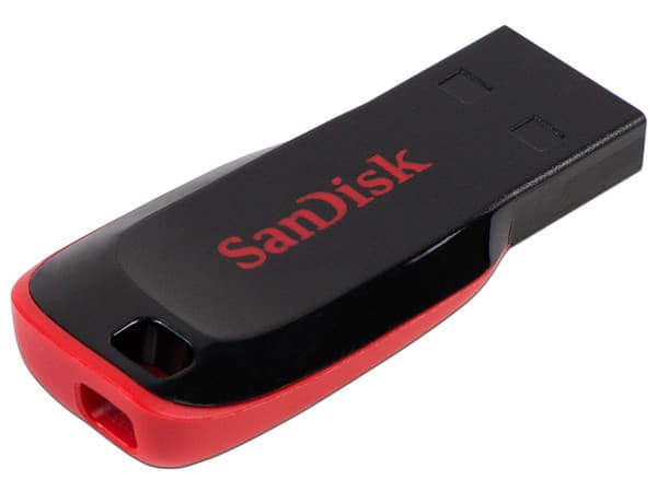 Unidad Flash USB 2.0 SanDisk Cruzer Blade de 32GB.