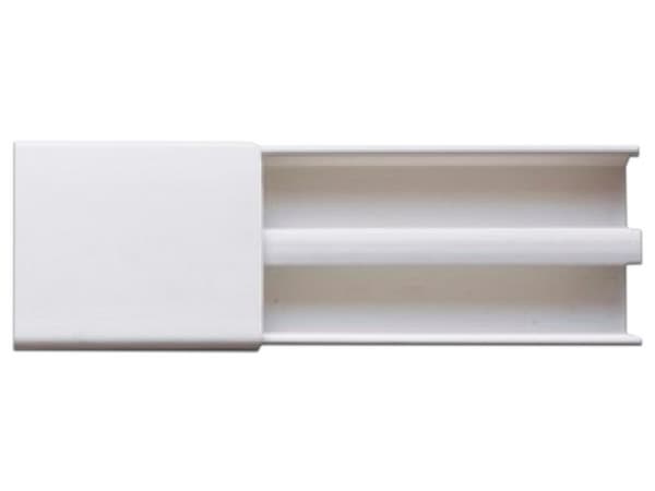 Canaleta Thorsnman de PVC auto extinguible, doble vía interna 4.8 x 1.6cm, tramo de 2.5m. Color Blanco